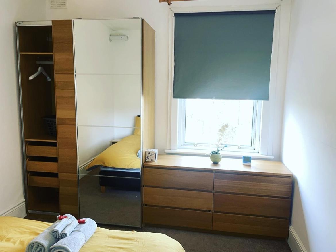 Luxury 1-Bed Apartment With Stunning City Views Perfect For Short Stays In London Exterior photo